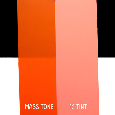 PETIT Échantillon de Acrylique Liquitex Heavy Body, Orange Pyrrolemontrant la teinte pure (mass tone) de le couleuer et mélangé à parts égales avec du blanc (1:1 tint)