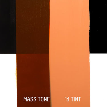 PETIT Échantillon de Acrylique Liquitex Heavy Body, Terre de Sienne Brûlée Transparentemontrant la teinte pure (mass tone) de le couleuer et mélangé à parts égales avec du blanc (1:1 tint)