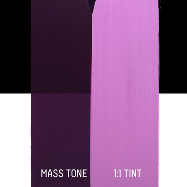 PETIT Échantillon de Acrylique Liquitex Heavy Body, Violet Prismatiquemontrant la teinte pure (mass tone) de le couleuer et mélangé à parts égales avec du blanc (1:1 tint)